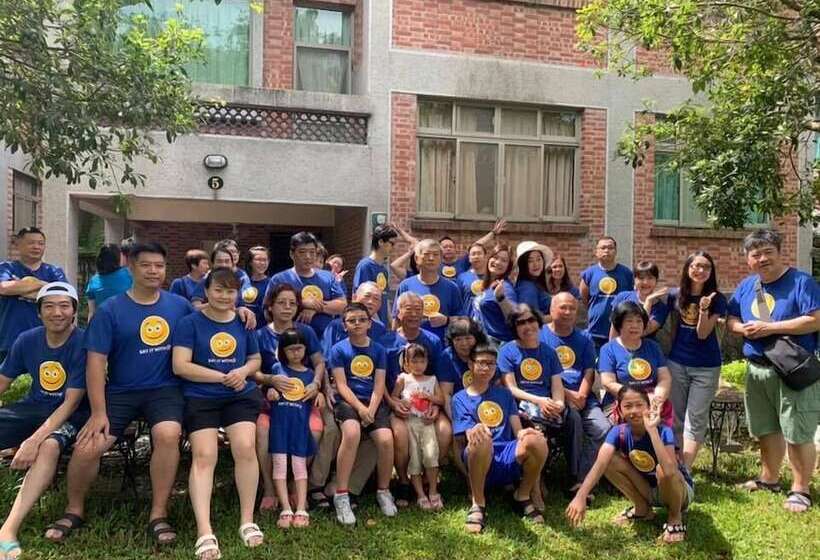 هتل Red Brick Villas