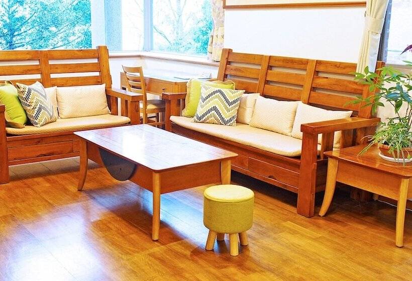 هتل Red Brick Villas