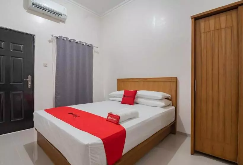 ホテル Reddoorz Syariah Plus @ Perintis Guesthouse Tasikmalaya