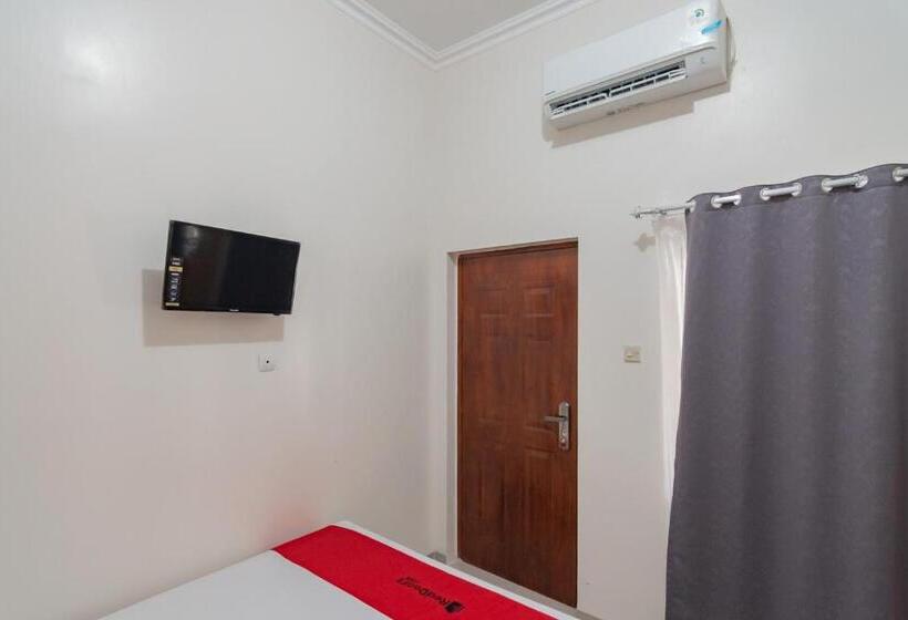 בית מלון כפרי Reddoorz Syariah Plus @ Perintis Guesthouse Tasikmalaya