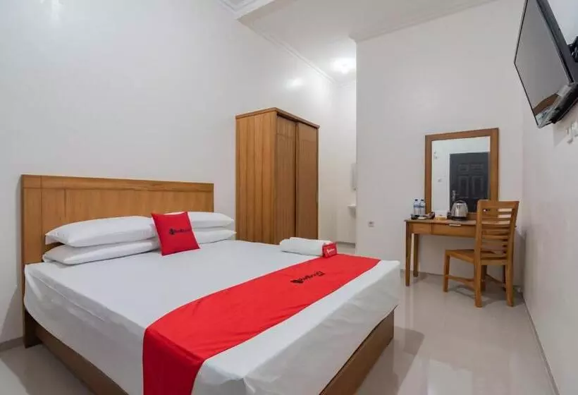 ホテル Reddoorz Syariah Plus @ Perintis Guesthouse Tasikmalaya