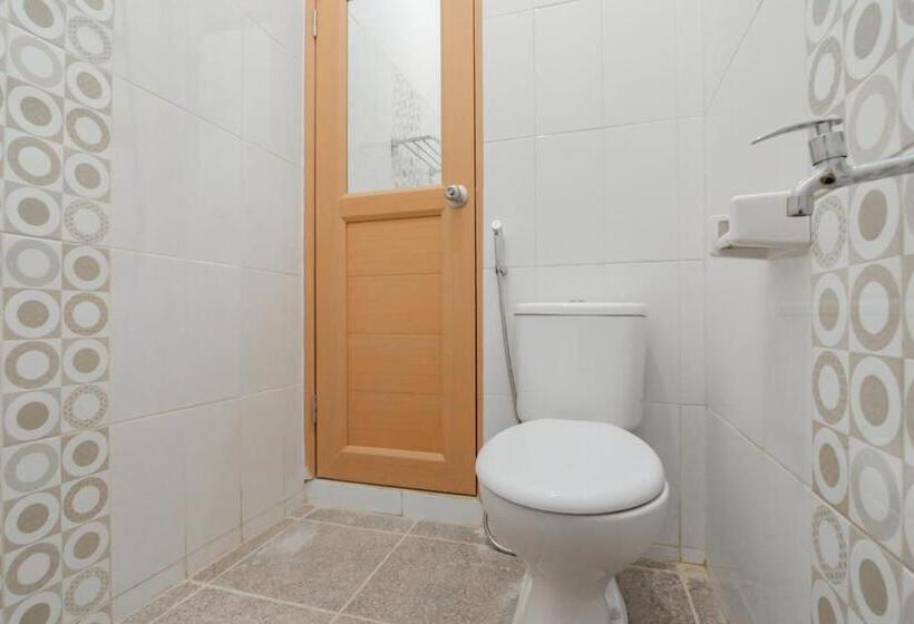 בית מלון כפרי Reddoorz Syariah Plus @ Perintis Guesthouse Tasikmalaya