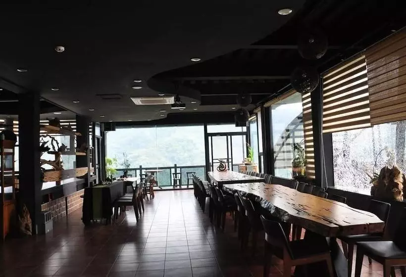 هتل Rensheng Resort