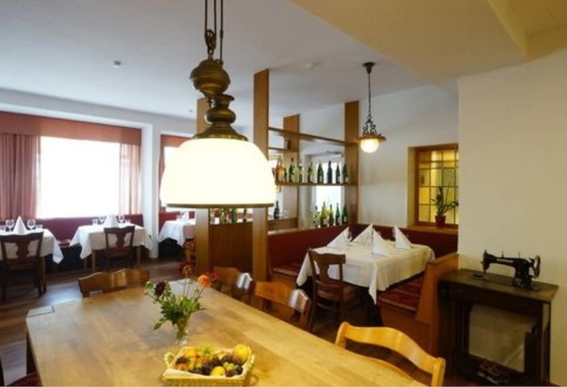 בית מלון כפרי Restaurant Bären