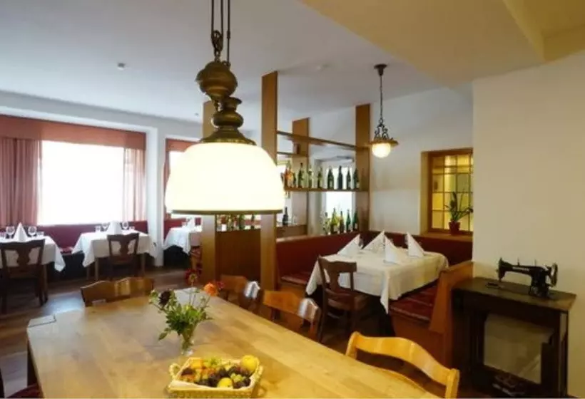 Hotelli Restaurant Bären