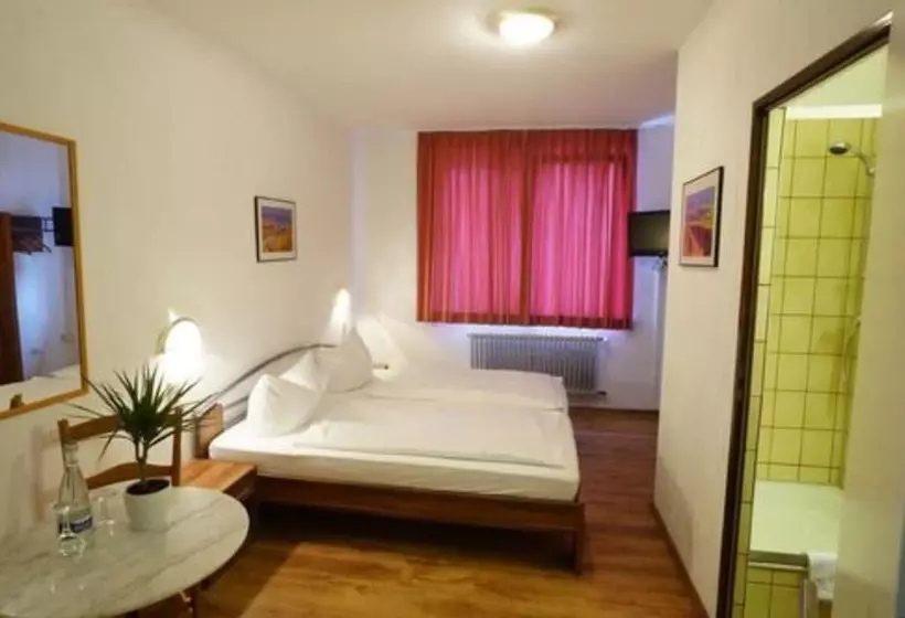 Hotelli Restaurant Bären