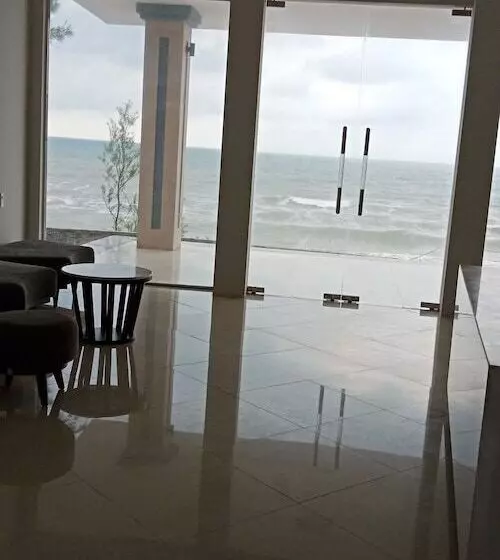 هتل Sea Star Hostel