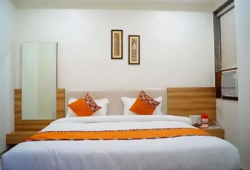 ホテル Shree Shyam International