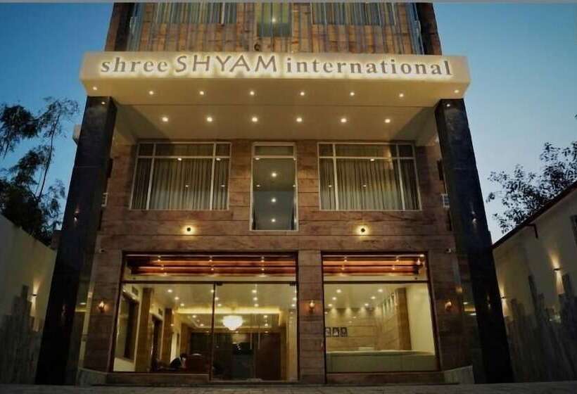 هتل Shree Shyam International