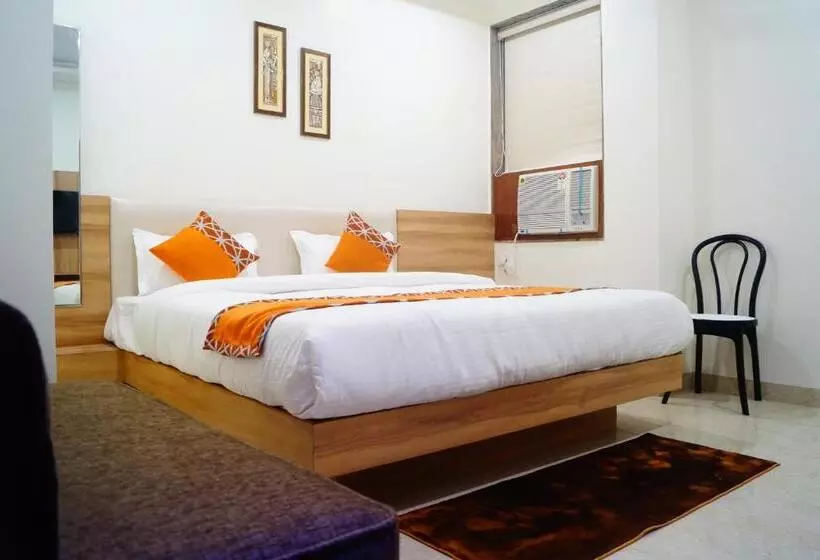 ホテル Shree Shyam International