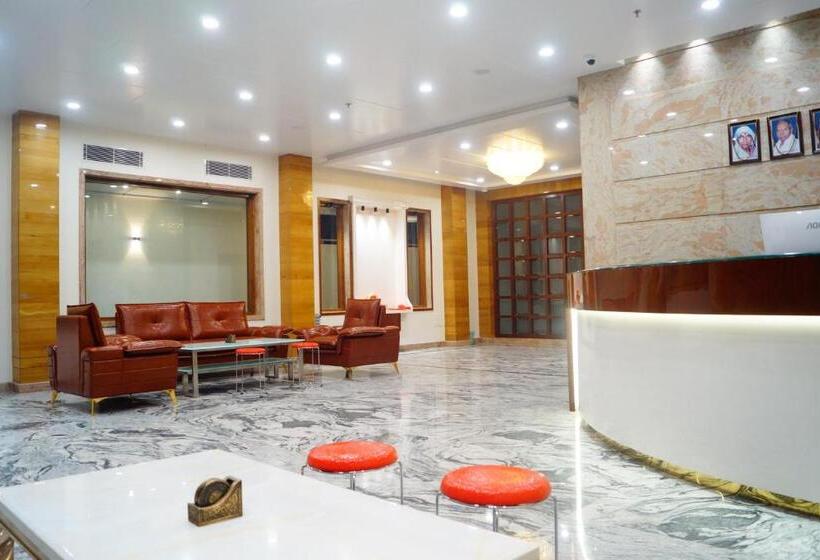 هتل Shree Shyam International