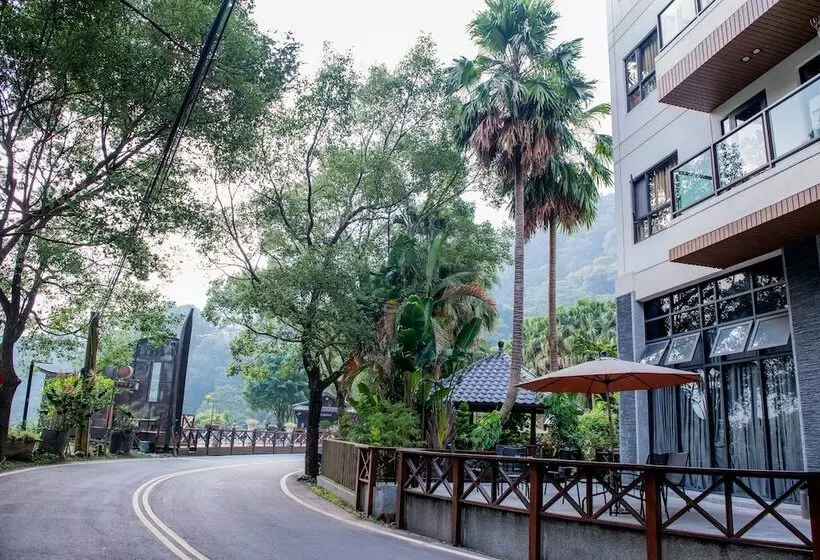 هتل Sunrise Hot Spring