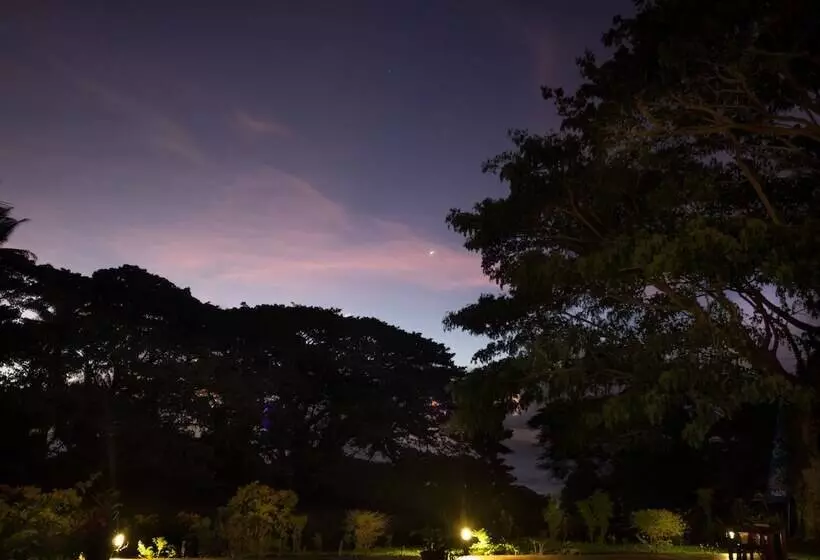 Hotelli Taveuni Dive Resort