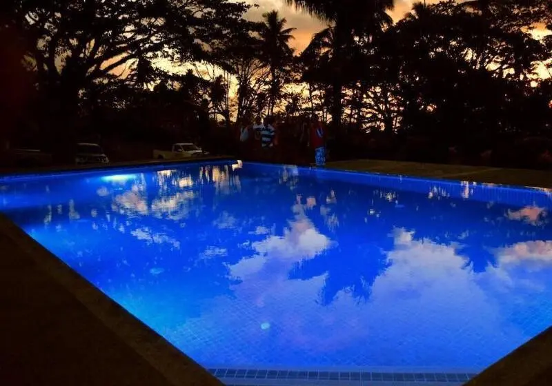 ホテル Taveuni Dive Resort