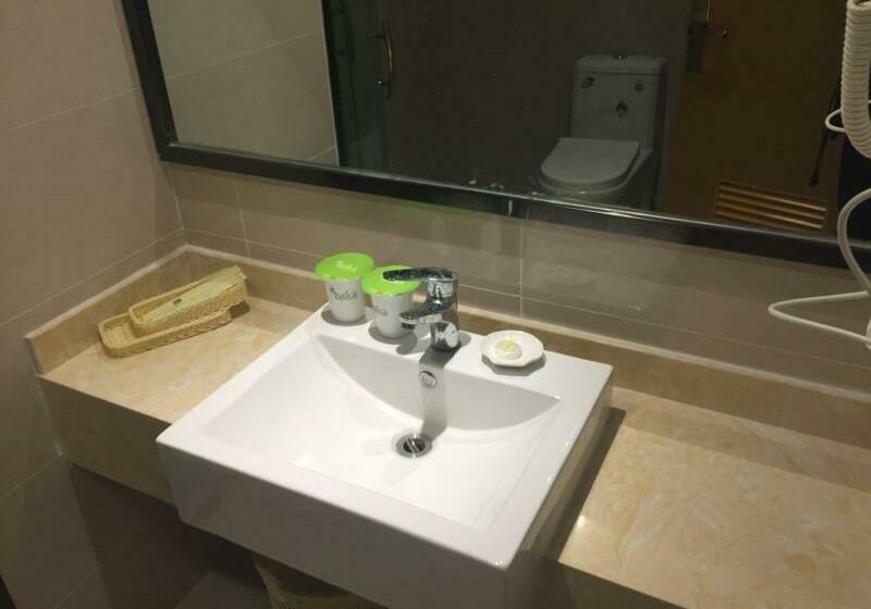 Hotel Vatica Xingtai Qiaoxi District Yongkang Street Technical College