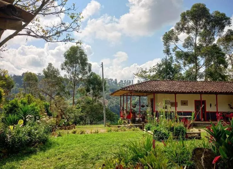 Retkeilymaja Hostal Rural La Montaña Alquiyapura