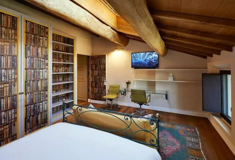 تختخواب و صبحانه Casa Gugù