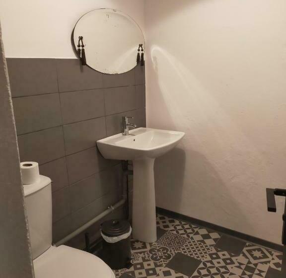 ベッドアンドブレックファースト Gîte Les Pieds Dans L Olt Ultreïa