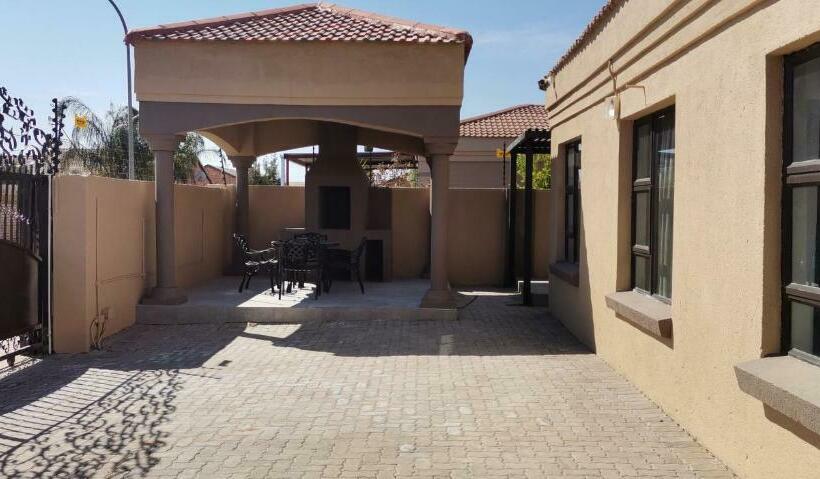 住宿加早餐 Kimberley Boutique Guest Lodge