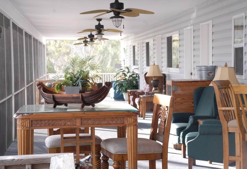 Crystal River Lullaby B&b