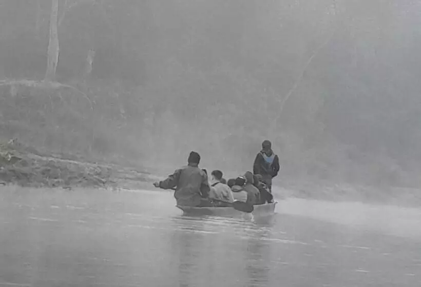 هتل Crocodile Safari Camp