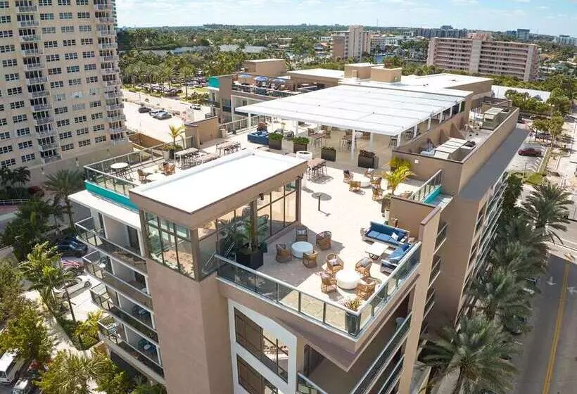 هتل Home2 Suites By Hilton Pompano Beach Pier