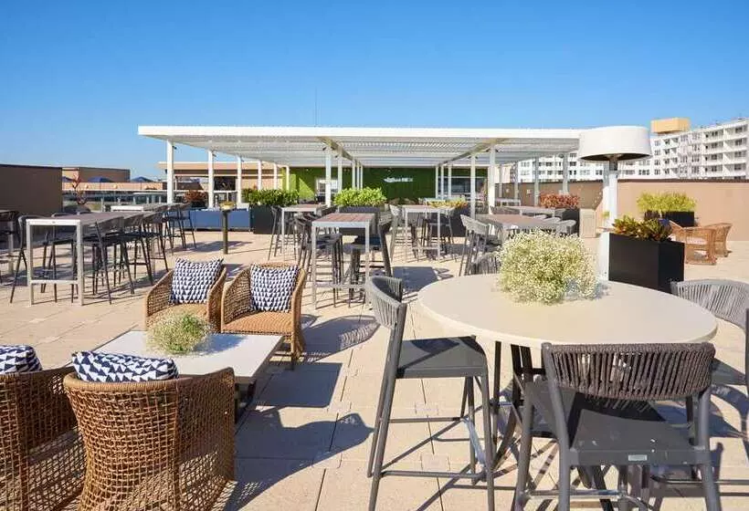هتل Home2 Suites By Hilton Pompano Beach Pier