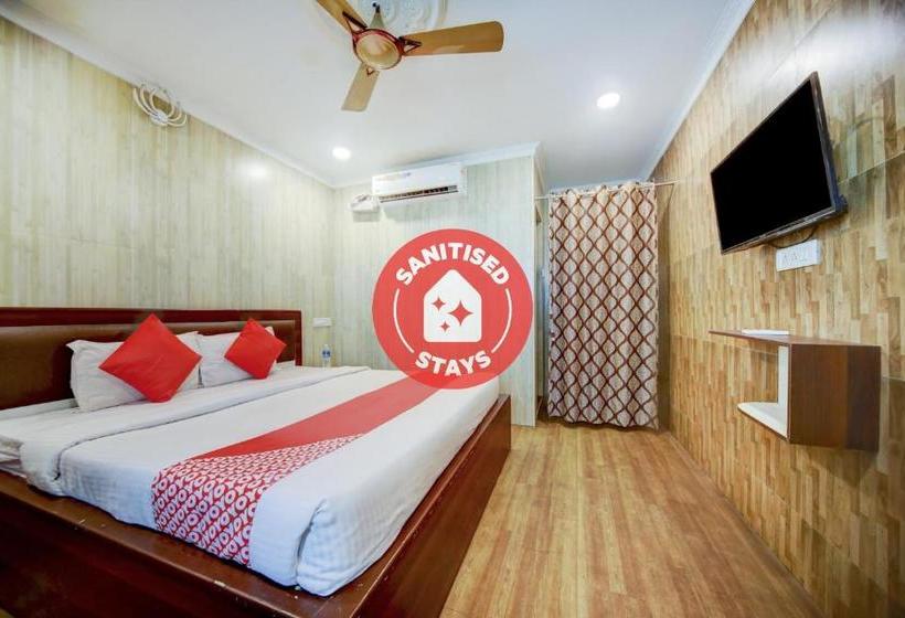 Hotel Oyo 78960 Pleasant Stays