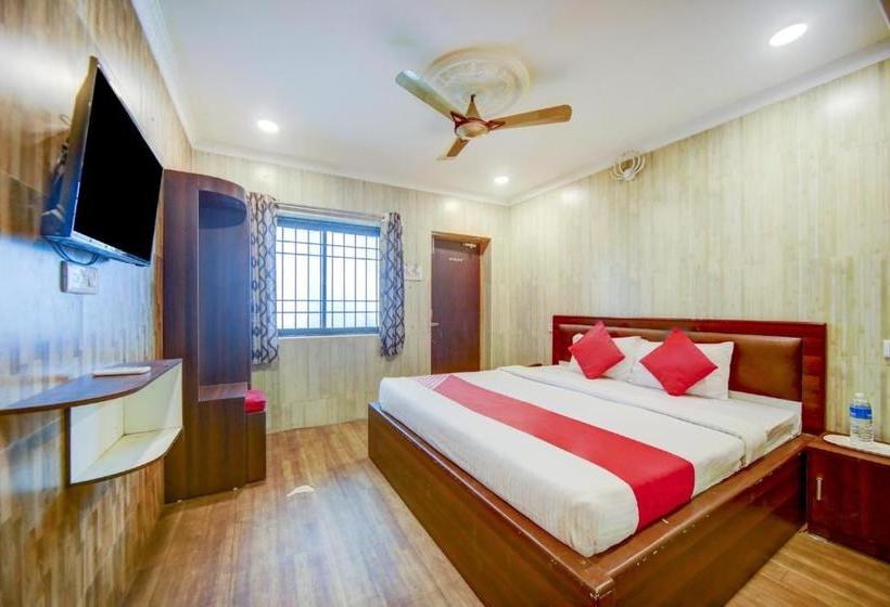 Hotel Oyo 78960 Pleasant Stays