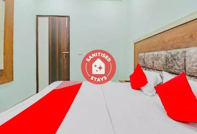 Hotelli Oyo 79055 Shree Bala Ji Residency