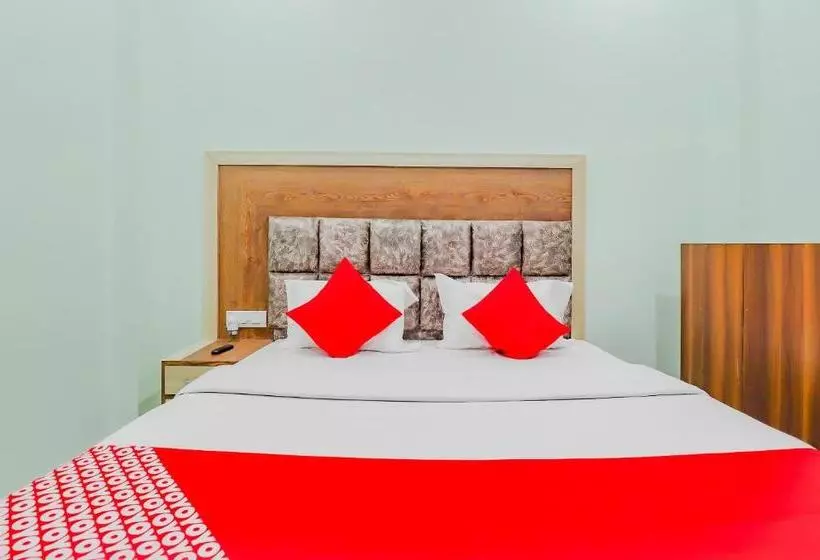 Hotelli Oyo 79055 Shree Bala Ji Residency