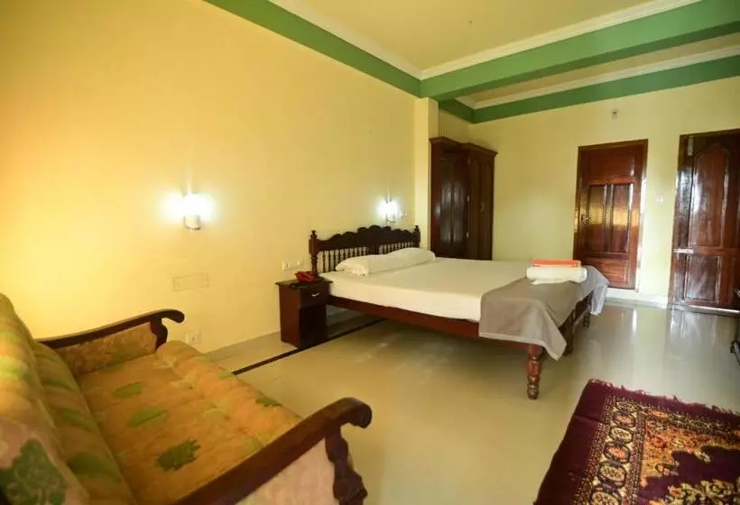 ホテル Sree Mookambika Beach Resort