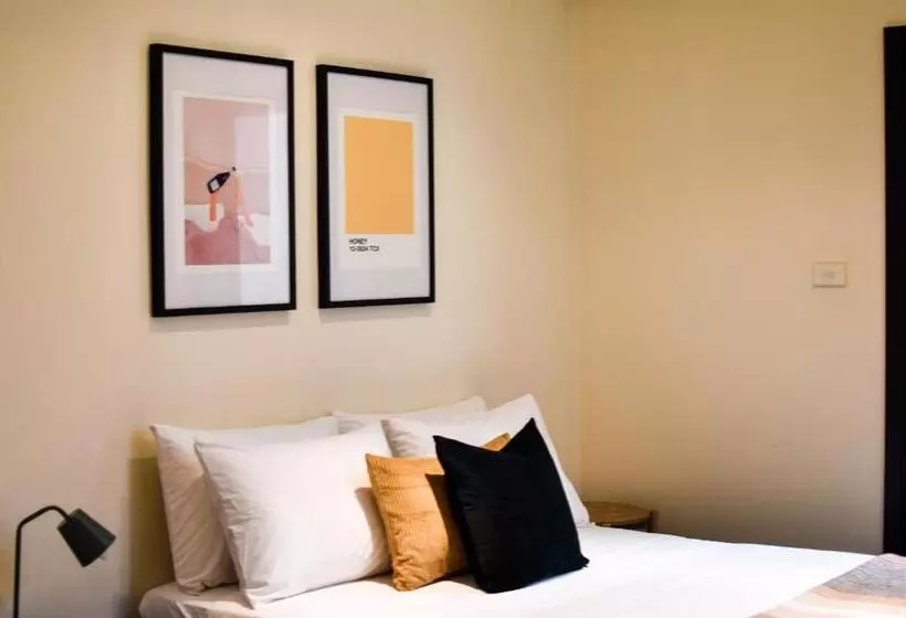 Hotelli The Sherwood