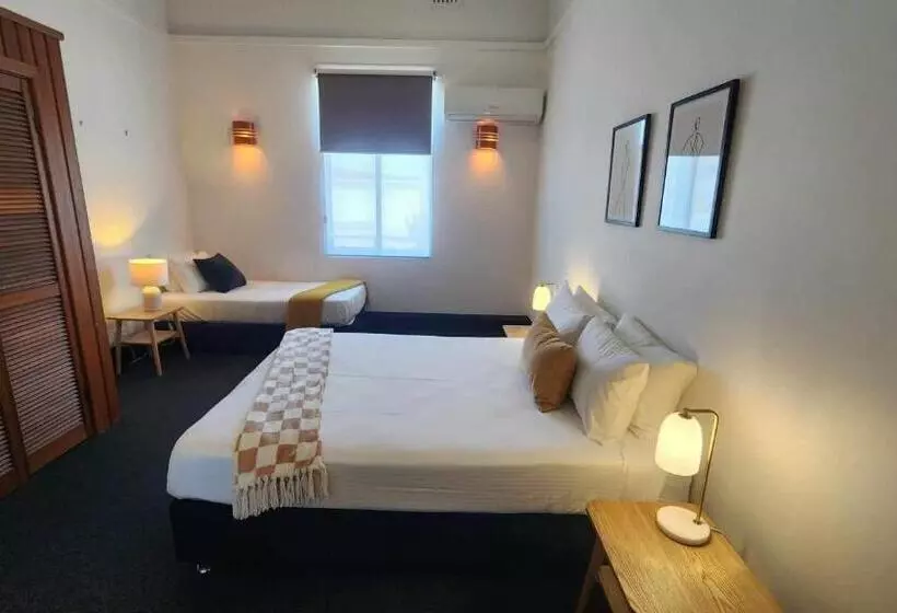 Hotelli The Sherwood