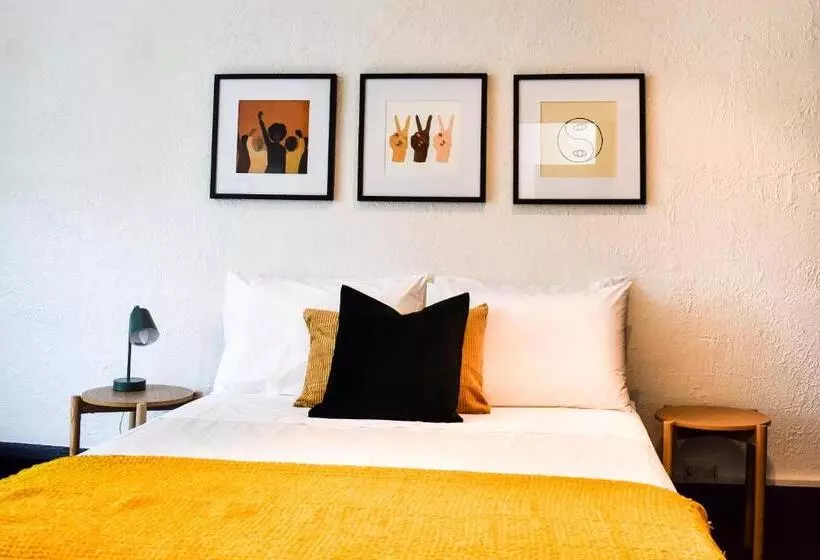 Hotelli The Sherwood