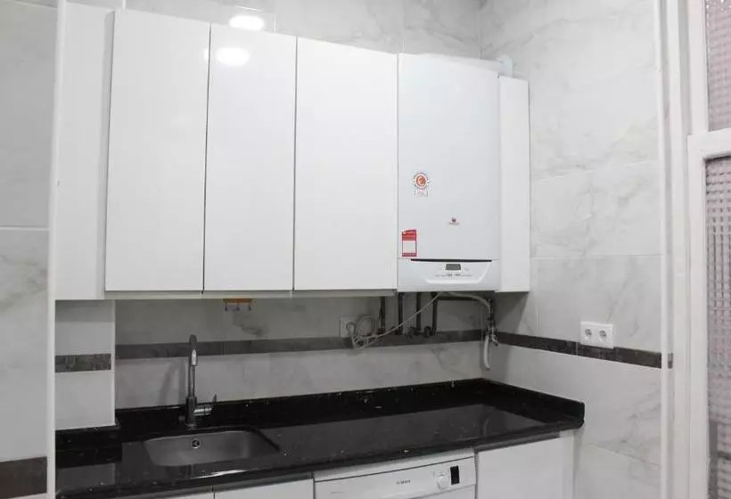 پانسیون Insidehome Catedral- Habitaciones Privadas En El Centro Con Cocina Compartida