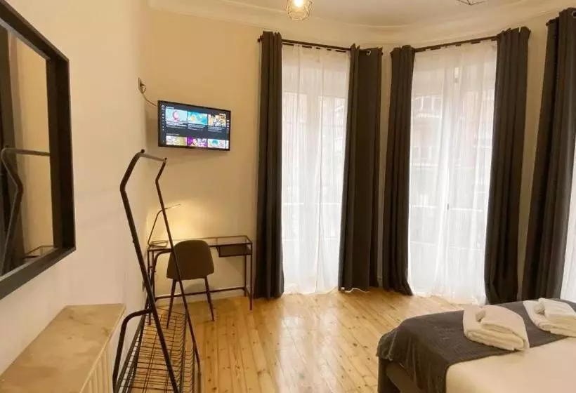 پانسیون Insidehome Catedral- Habitaciones Privadas En El Centro Con Cocina Compartida