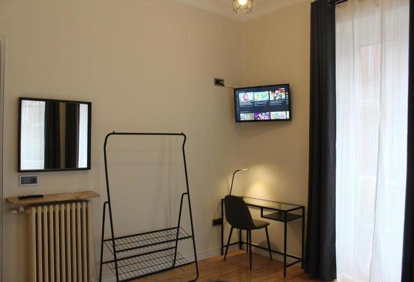 بنسيون Insidehome Catedral- Habitaciones Privadas En El Centro Con Cocina Compartida