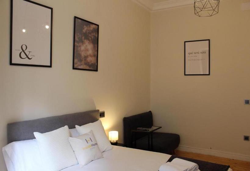 بنسيون Insidehome Catedral- Habitaciones Privadas En El Centro Con Cocina Compartida