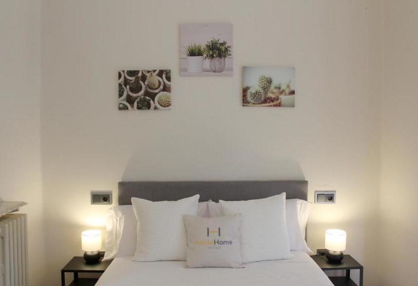 بنسيون Insidehome Catedral- Habitaciones Privadas En El Centro Con Cocina Compartida