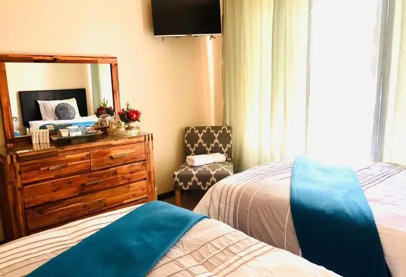 پانسیون Vaal Marina Guest House 655 Leervis