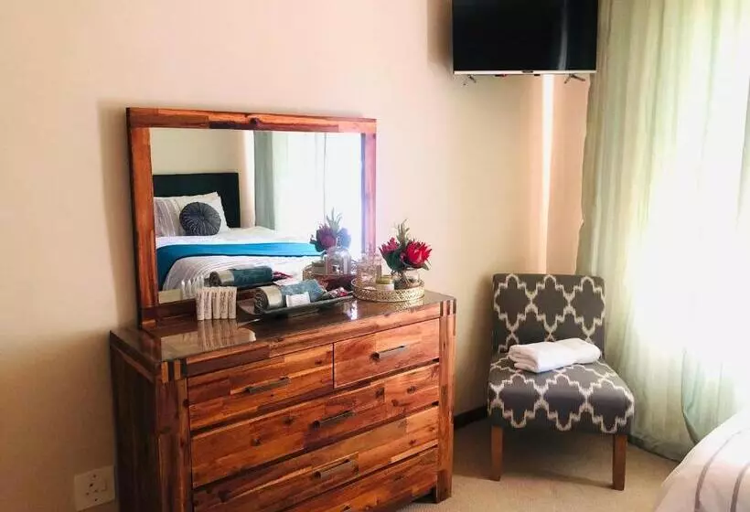 پانسیون Vaal Marina Guest House 655 Leervis