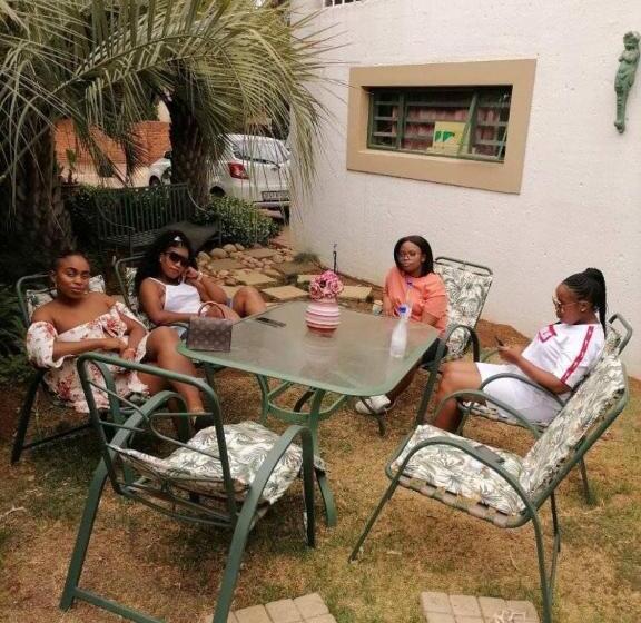 بنسيون Vaal Marina Guest House 655 Leervis