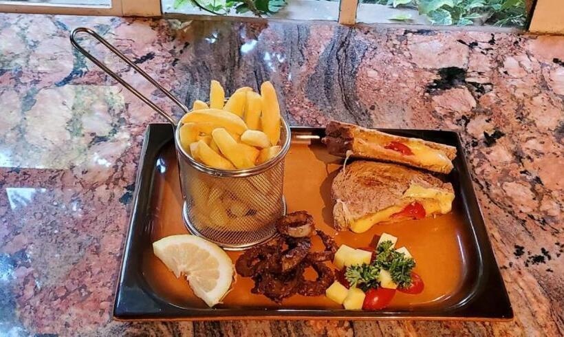 بنسيون Vaal Marina Guest House 655 Leervis