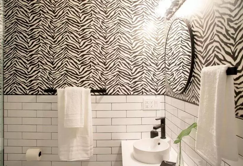 Retkeilymaja The Juniper Inn