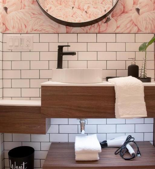 Szálló The Juniper Inn