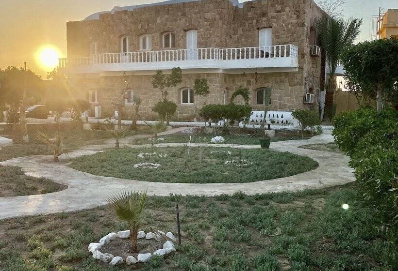 Fanadir Proy Resort