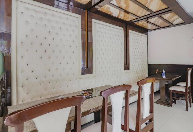 בית מלון כפרי Vaccinated Staff Capital O 78550 Star Inn By Hillside