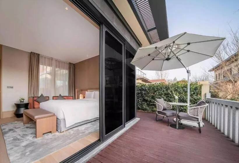 ホテル Ocean Spring Resort Chengdu   Mgallery