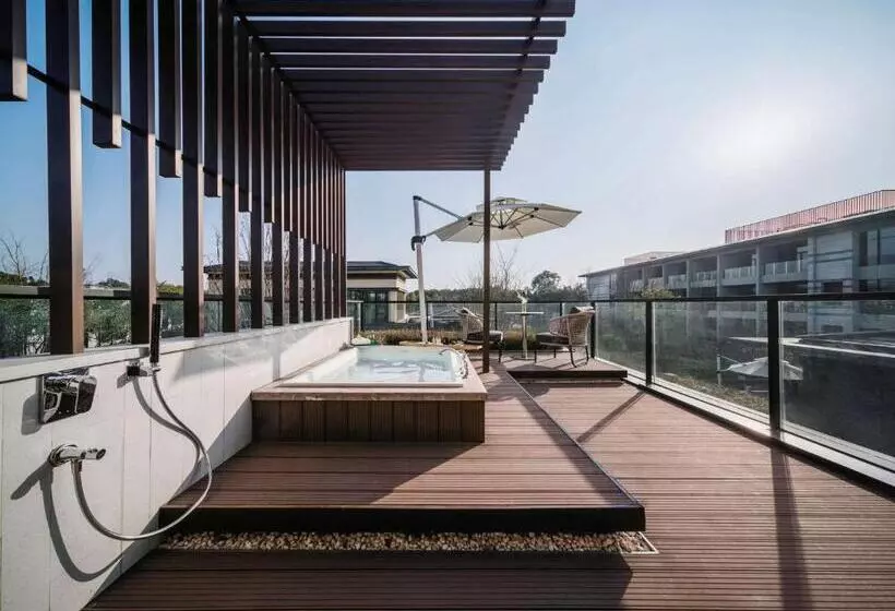 ホテル Ocean Spring Resort Chengdu   Mgallery